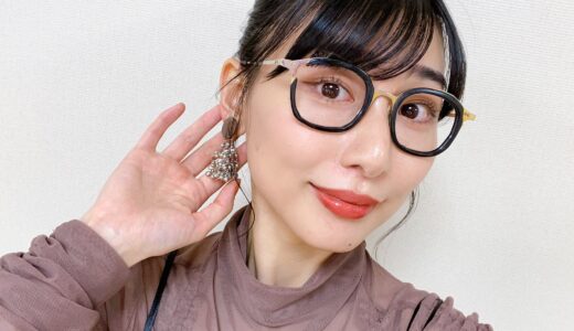 【画像25選】ハシヤスメアツコのメガネなしが可愛いと話題に！？素顔や経歴を徹底調査！